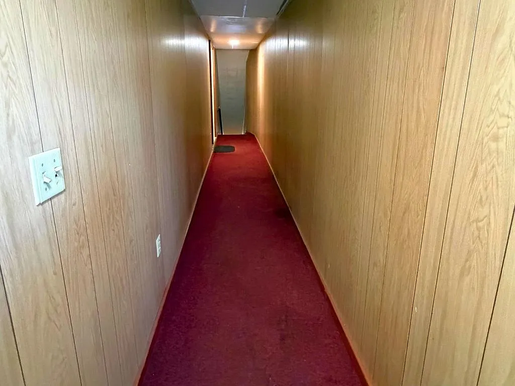 Studio, 290 sqft, $1,100 — Photo 3