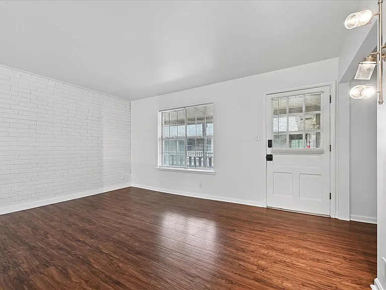 4517 S Peoria Ave #20 — Photo 22