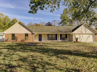 6101 Lancelot Ln, Vicksburg, MS 39180