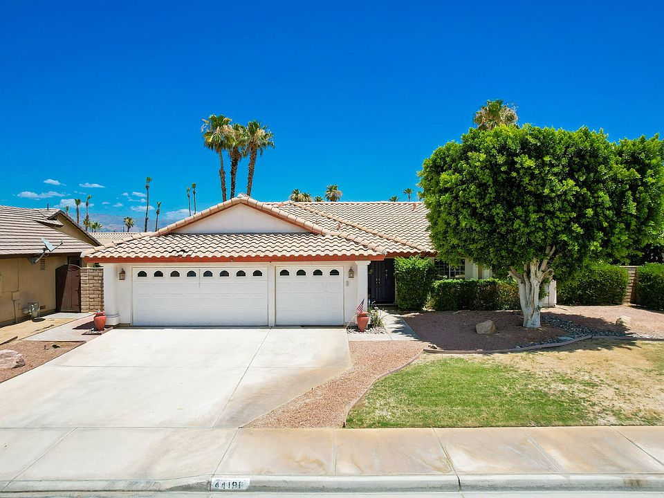 1st image of 44180 Mariposa Ct