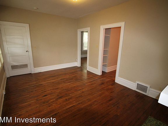 5th image of 195 E Maynard Ave