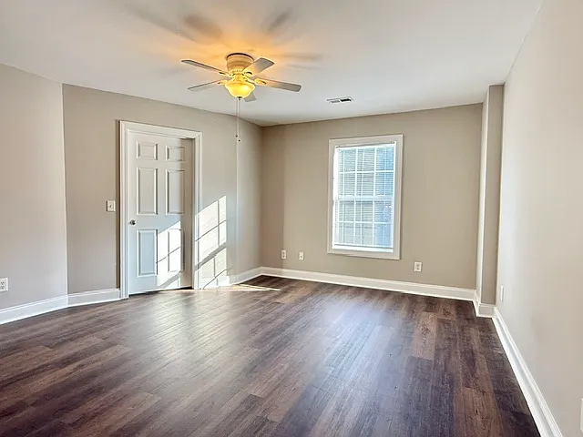 2176 Broad Dr — Photo 20