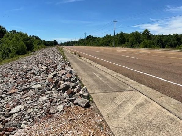 Breeden Ln, Bolivar, TN 38008