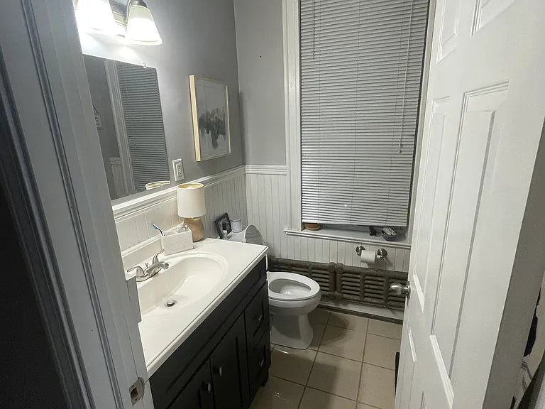 584 Madison Ave #2 — Photo 7