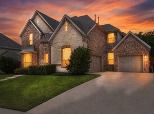 10846 Smoky Oak Trl, Argyle, TX 76226