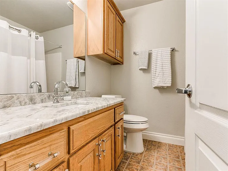 1305 Melisa Dr — Photo 29