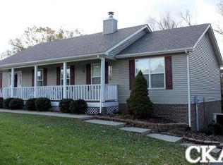 352 Cold Spring Dr, Stanford, KY 40484