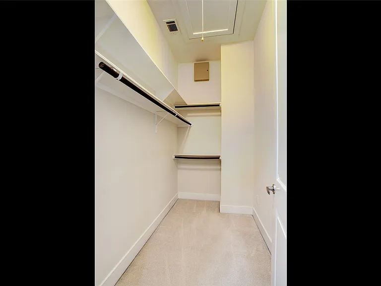 48 N Hutcheson St — Photo 16