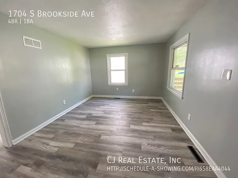 1704 S Brookside Ave — Photo 5