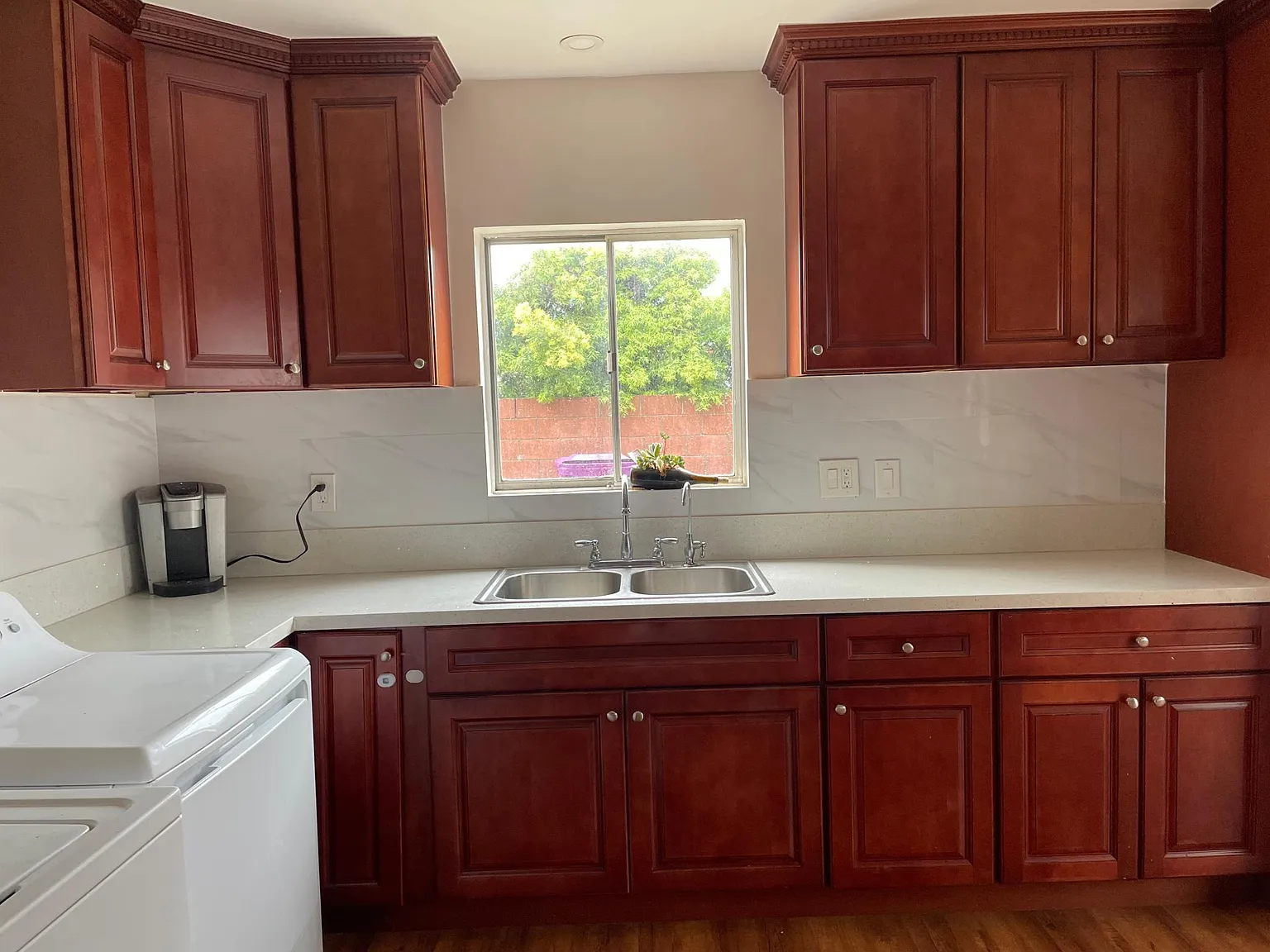 2 bed, 864 sqft, $2,950 — Photo 3