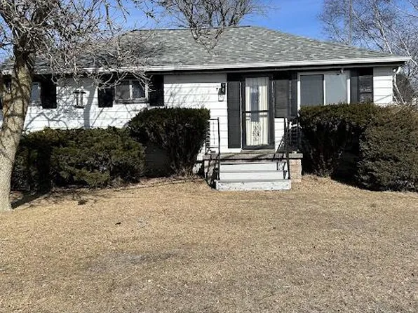 4124 Memorial DRIVE, Two Rivers, WI 54241