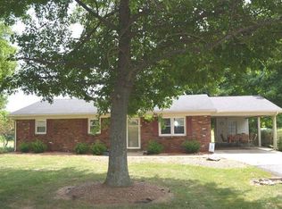 3805 Louisville Rd, Salvisa, KY 40372