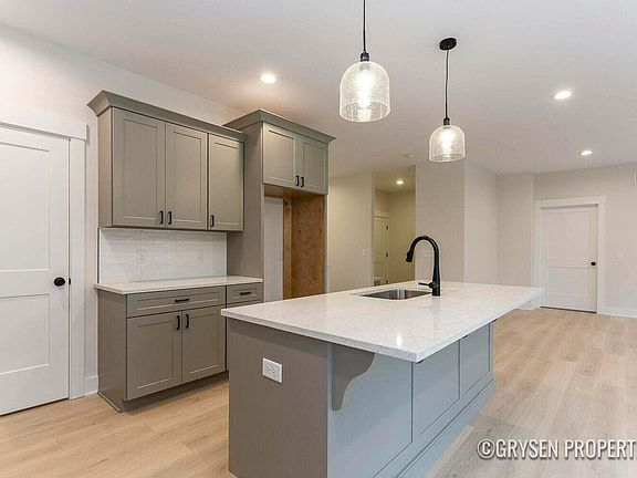 5th image of 6767 Sheldon Crossing Dr #59