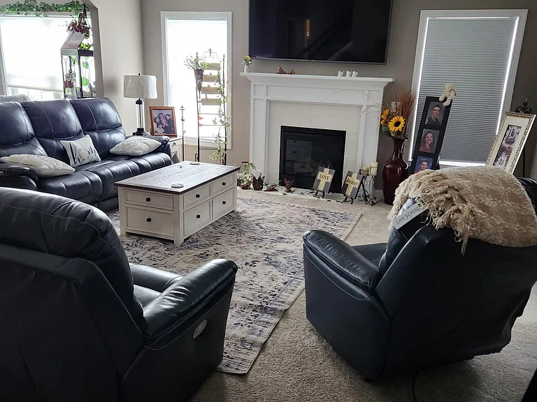 5600 Bear Creek Pass — Photo 2