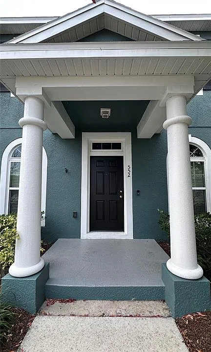 552 Juniper Springs Dr