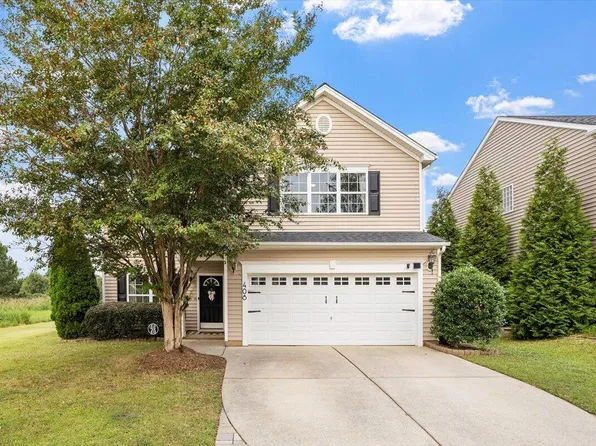 408 Wellspring Dr, Holly Springs, NC 27540