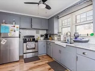 25 Bretton Rd #A, Middletown, CT 06457