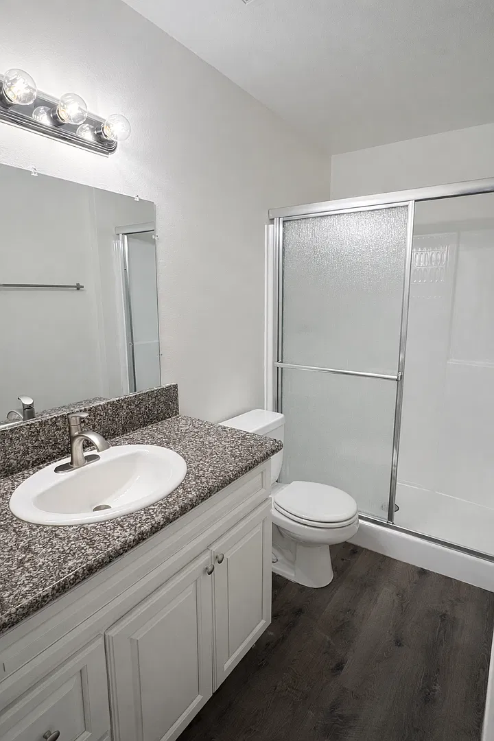 El Centrico Apartments — Photo 4