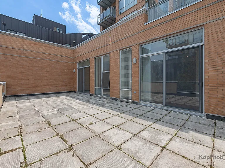 1720 Oak Ave #201 — Photo 17
