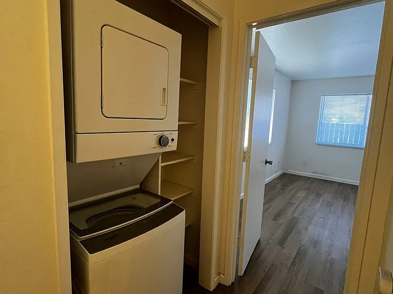 3422 Imperial Way — Photo 8