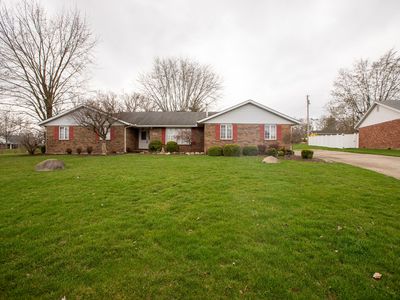 831 Glyncrest Dr, Wapakoneta, OH, 45895