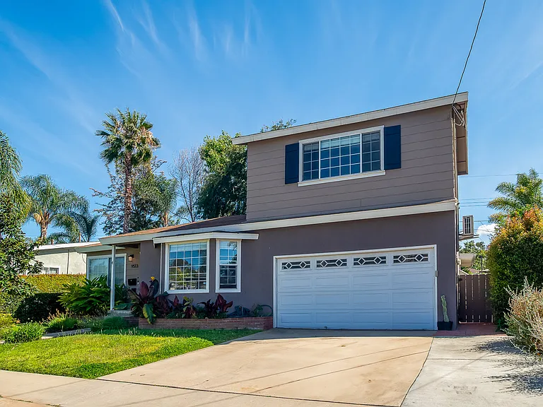 9511 Janfred Way — Photo 1
