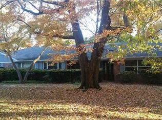 3 Bridle Ln, Port Washington, NY 11050