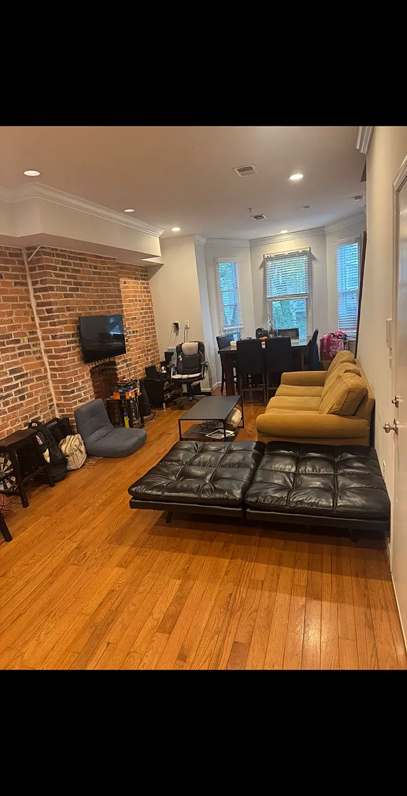 3 bed, 1900 sqft, $1,350 — Photo 3