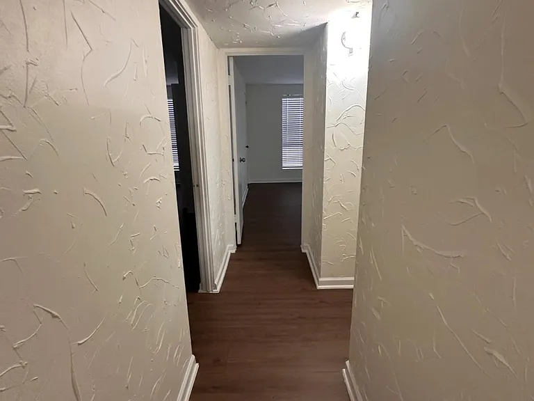 5916 Lago Vista Way #B-10 — Photo 13