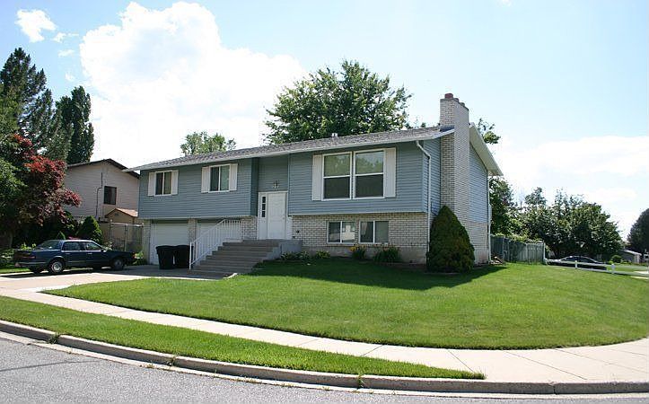 For Sale: 741 N. Mountain View Road, Centerville, UT 84014