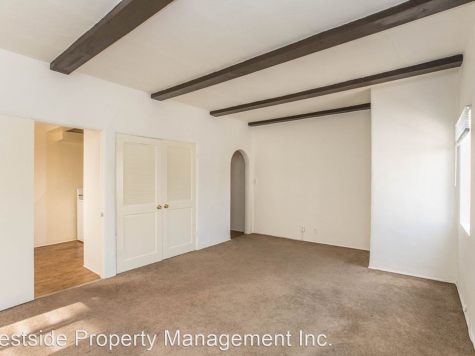 1st image of 129 S Canon Dr APT 8