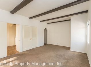 129 S Canon Dr APT 8, Beverly Hills, CA 90212