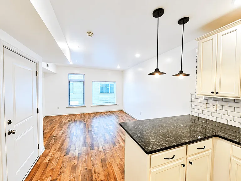 6619 Ridge Avenue — Photo 19