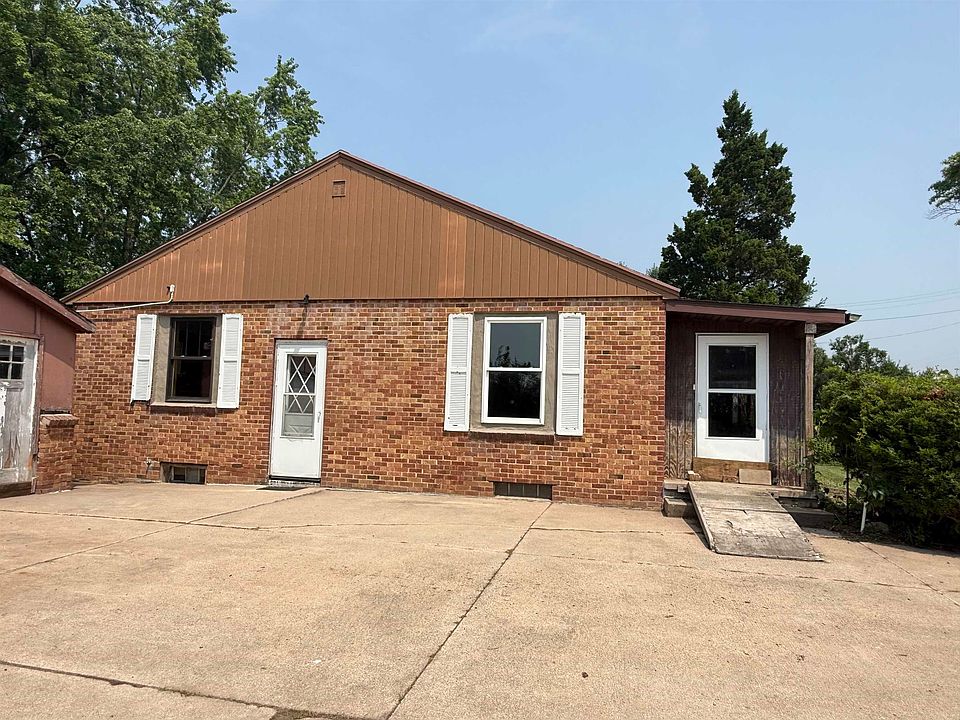 19th image of N2591 Meade St