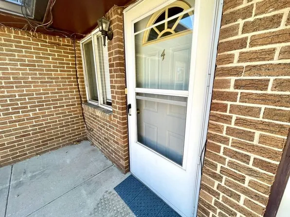 3605 Idaho St APT 4, Evans, CO 80620