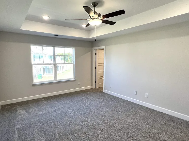 207 Taylor Woods Ct #1 — Photo 7