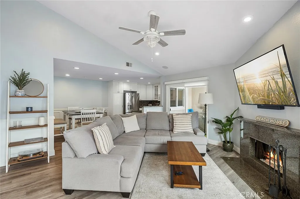 3 bed, 1235 sqft, $6,500 — Photo 3