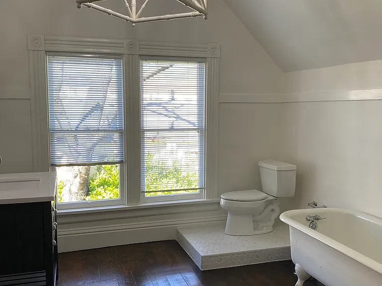 578 Broadway — Photo 31