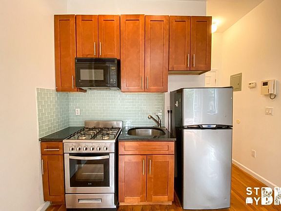 5th image of 78 Halsey St #3A