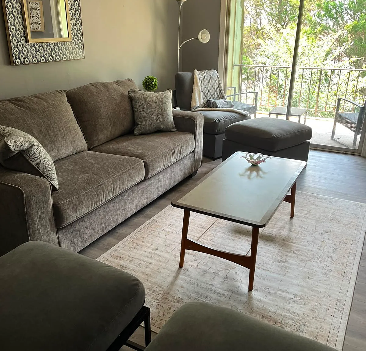 2 bed, 1172 sqft, $1,190 — Photo 1