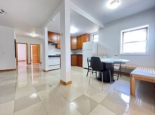 26 Varick St #2R, Brooklyn, NY 11222