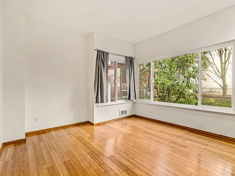 1828 11th Ave #103 — Photo 3