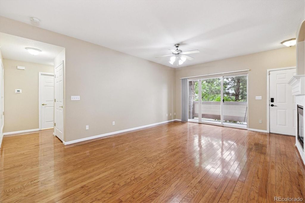Apartment in Aurora, Moon Shadow at Saddle Rock Condos, Arapahoe - View 3