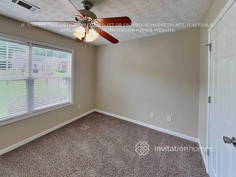 898 Kendall Park Dr — Photo 13