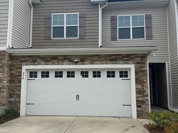 214 Churment Ct, Durham, NC 27703
