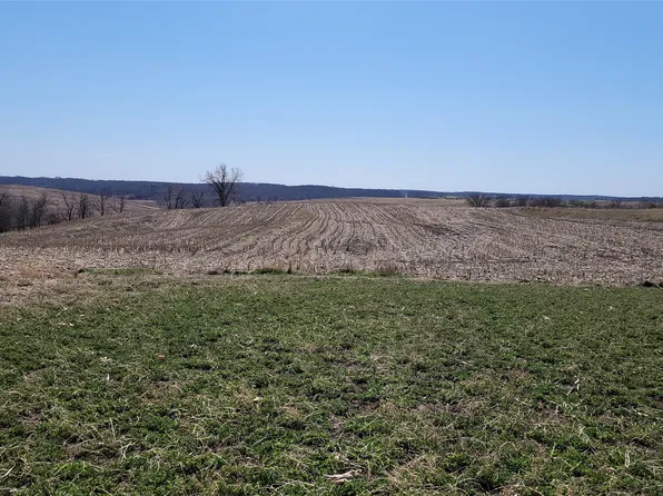 3007 Garst St, Woodburn, IA 50275