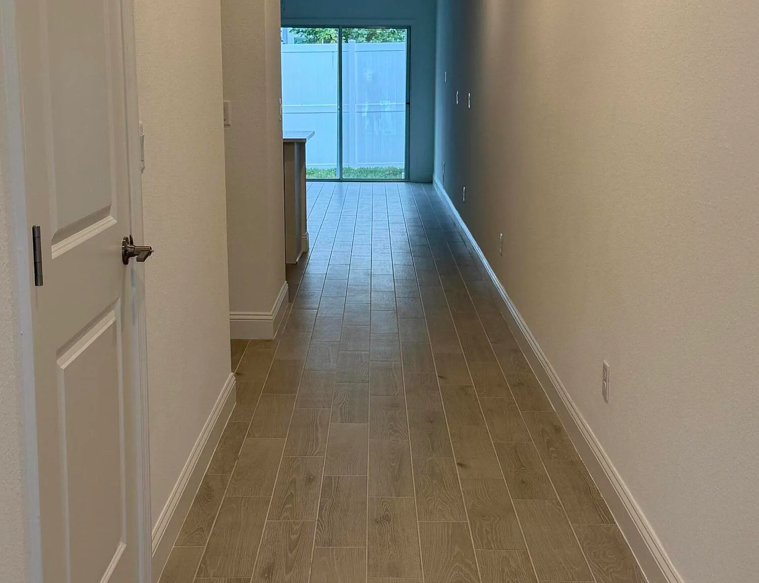 3 bed, 2.5 bath, 1483 sqft, $1,795 — Photo 4