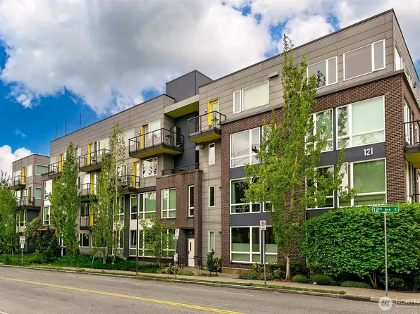 121 12th Avenue E #409, Seattle, WA 98102