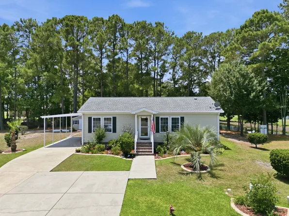 3008 Winnipeg Dr, Little River, SC 29566