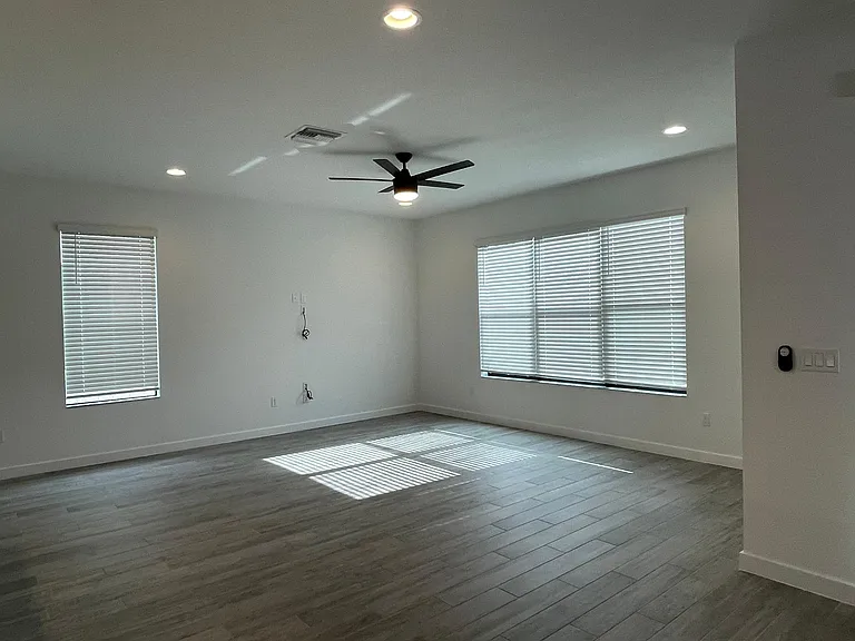 4337 Arcturus Ln — Photo 12